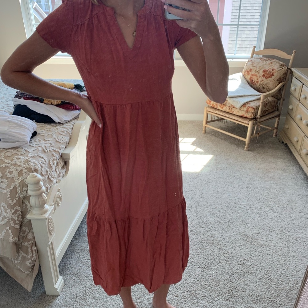 Shin length dress